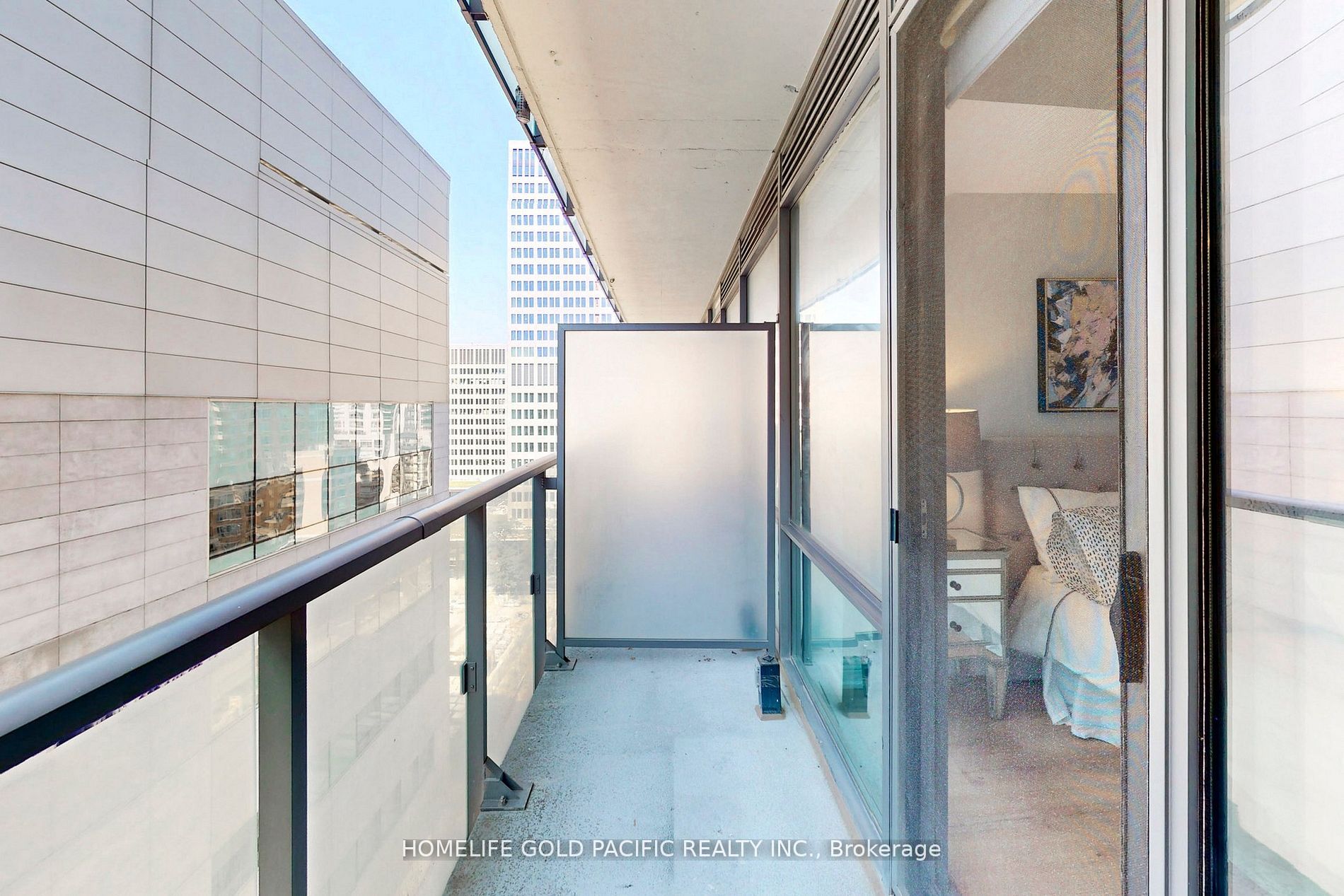 832 Bay Street, #1202