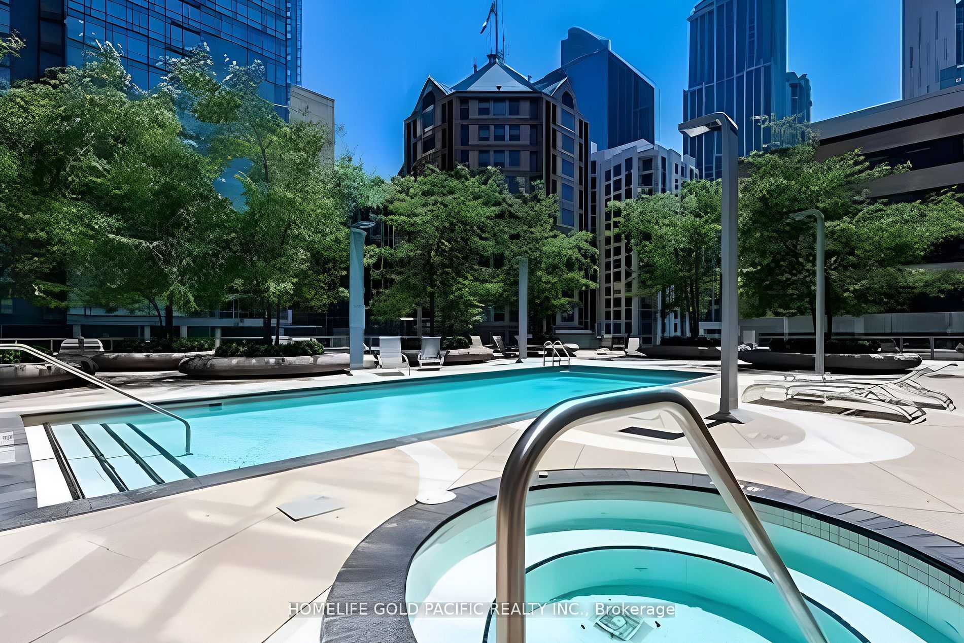832 Bay Street, #1202