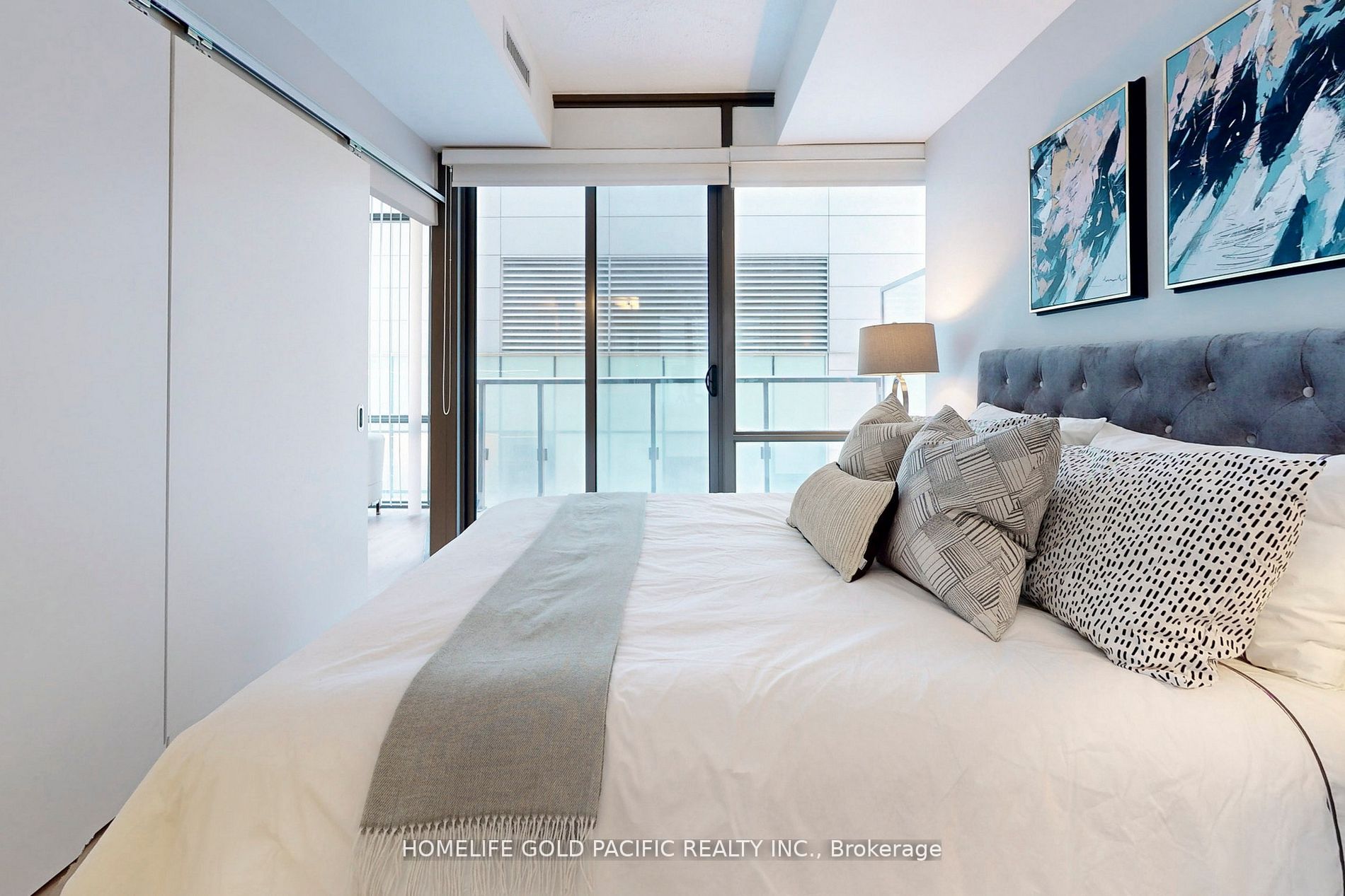 832 Bay Street, #1202