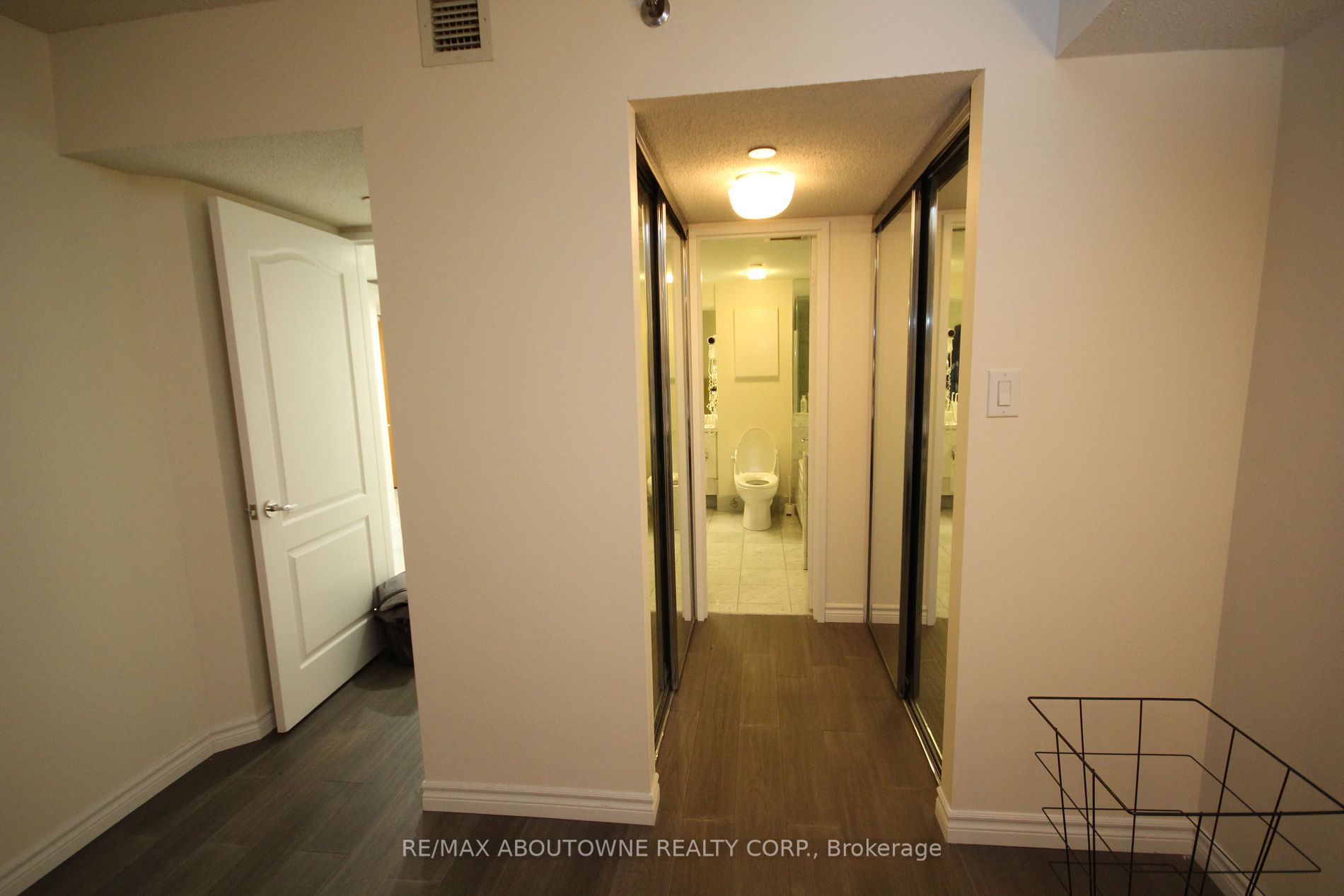 38 Elm St, #809