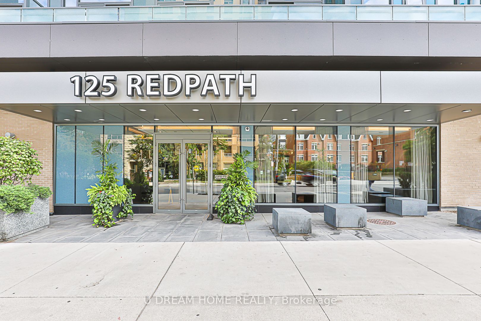 125 Redpath Ave, #Ph111