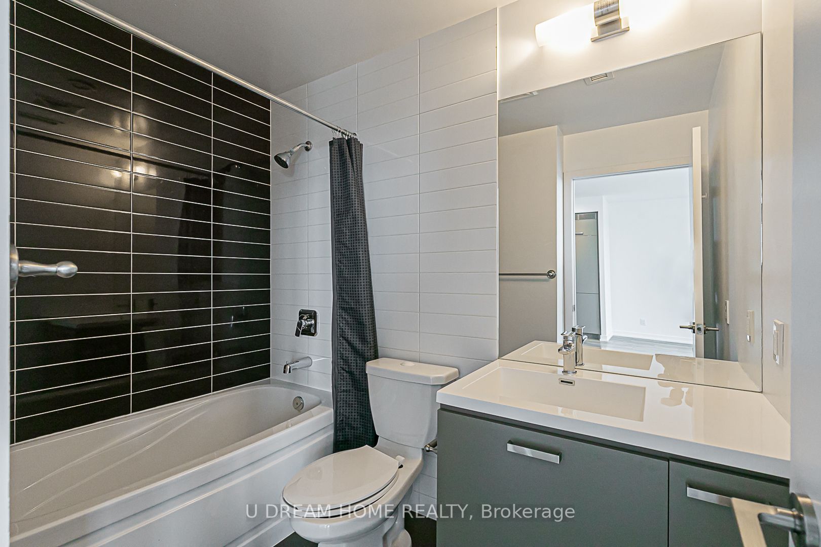 125 Redpath Ave, #Ph111