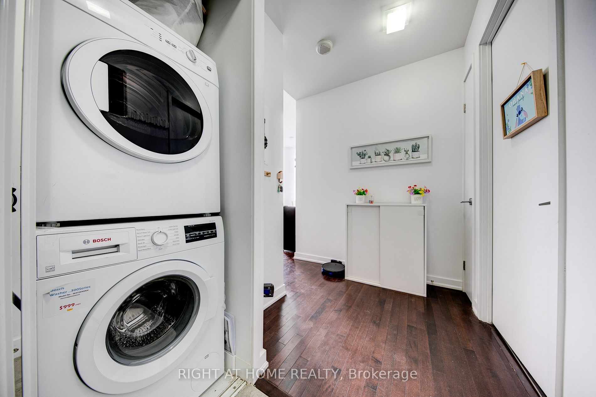 12 York St, #3002