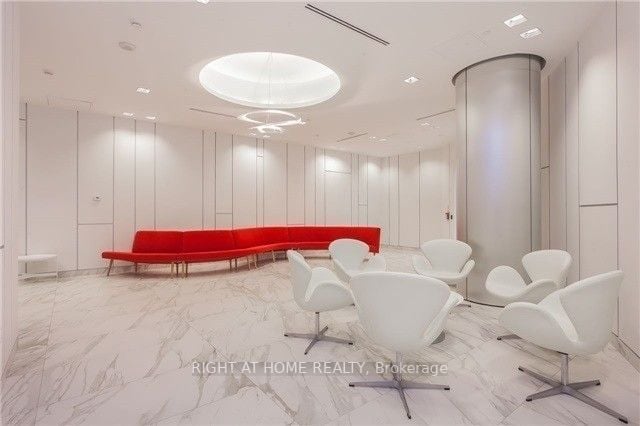 12 York St, #3002