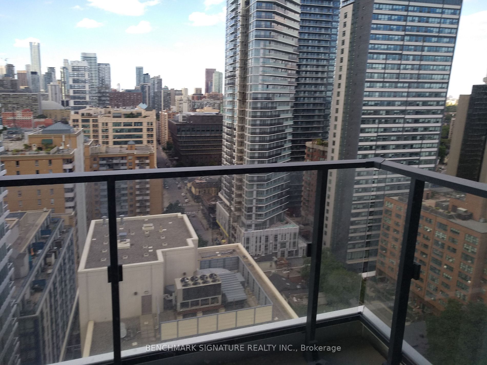 77 Shuter St, #3012