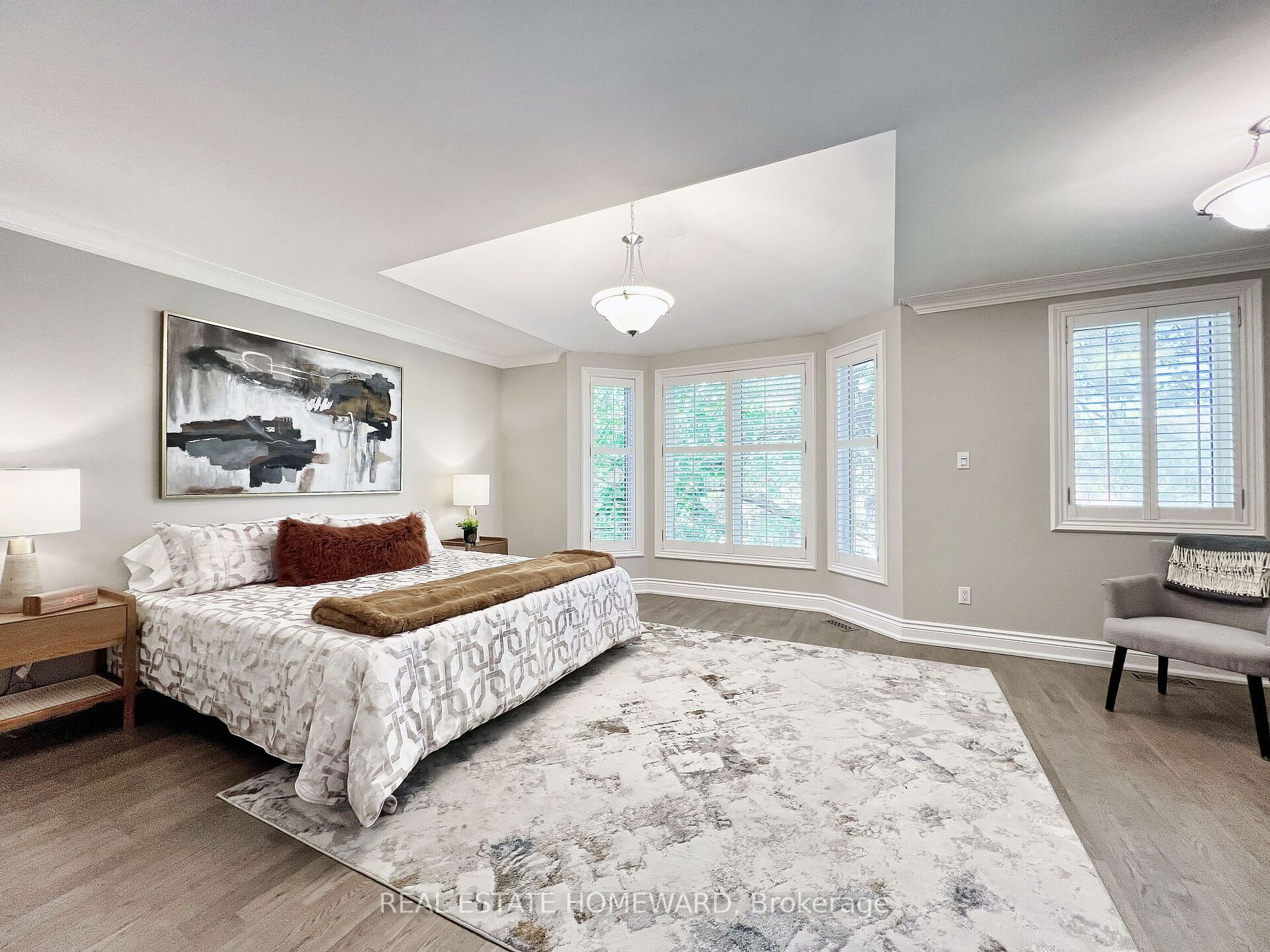 307 Deloraine Ave
