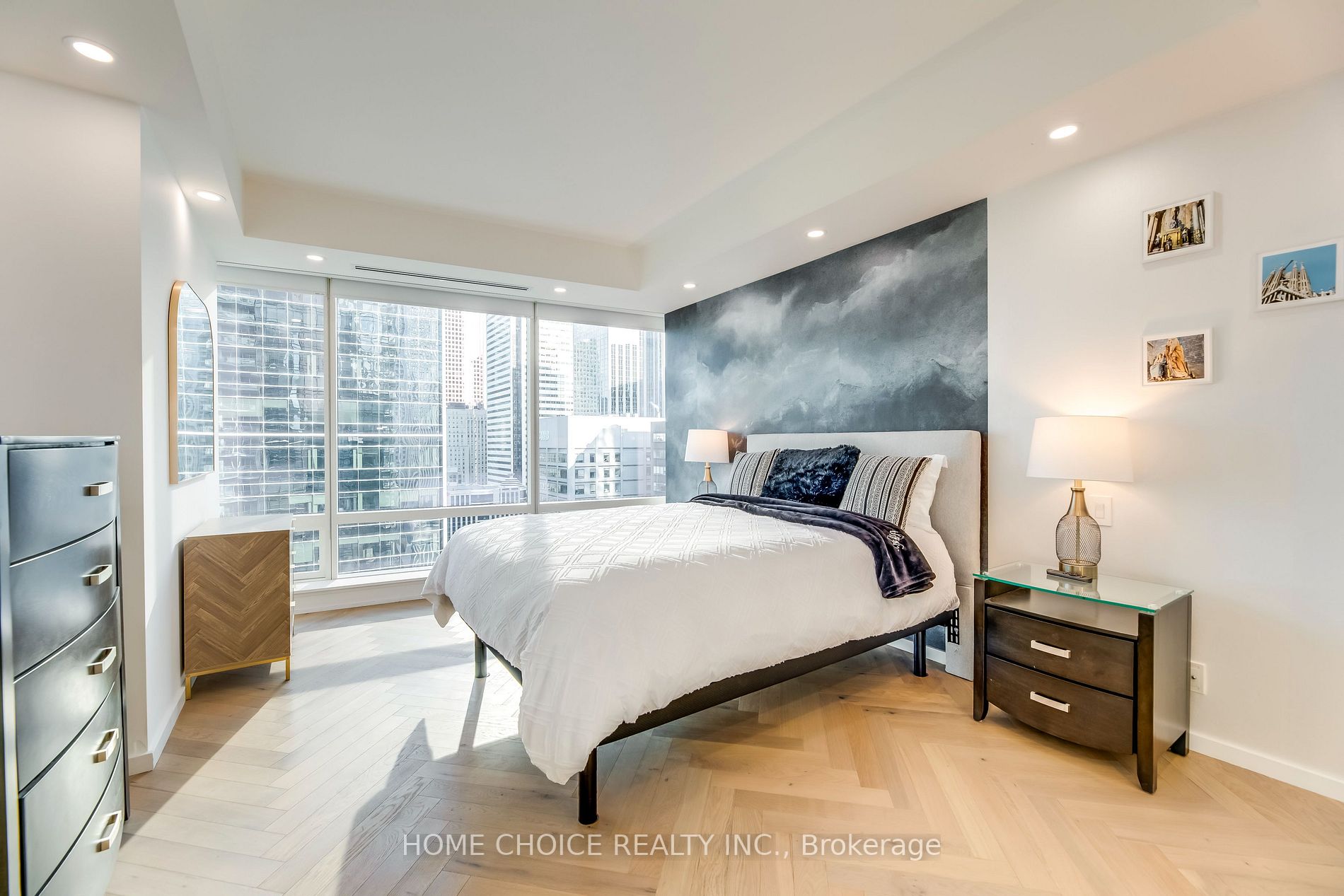 180 University Ave, #2308