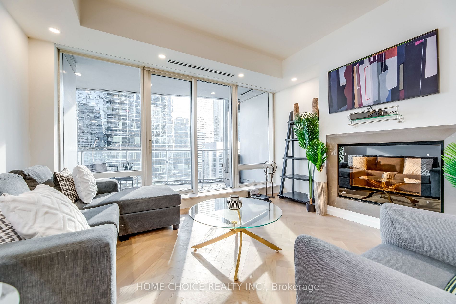 180 University Ave, #2308