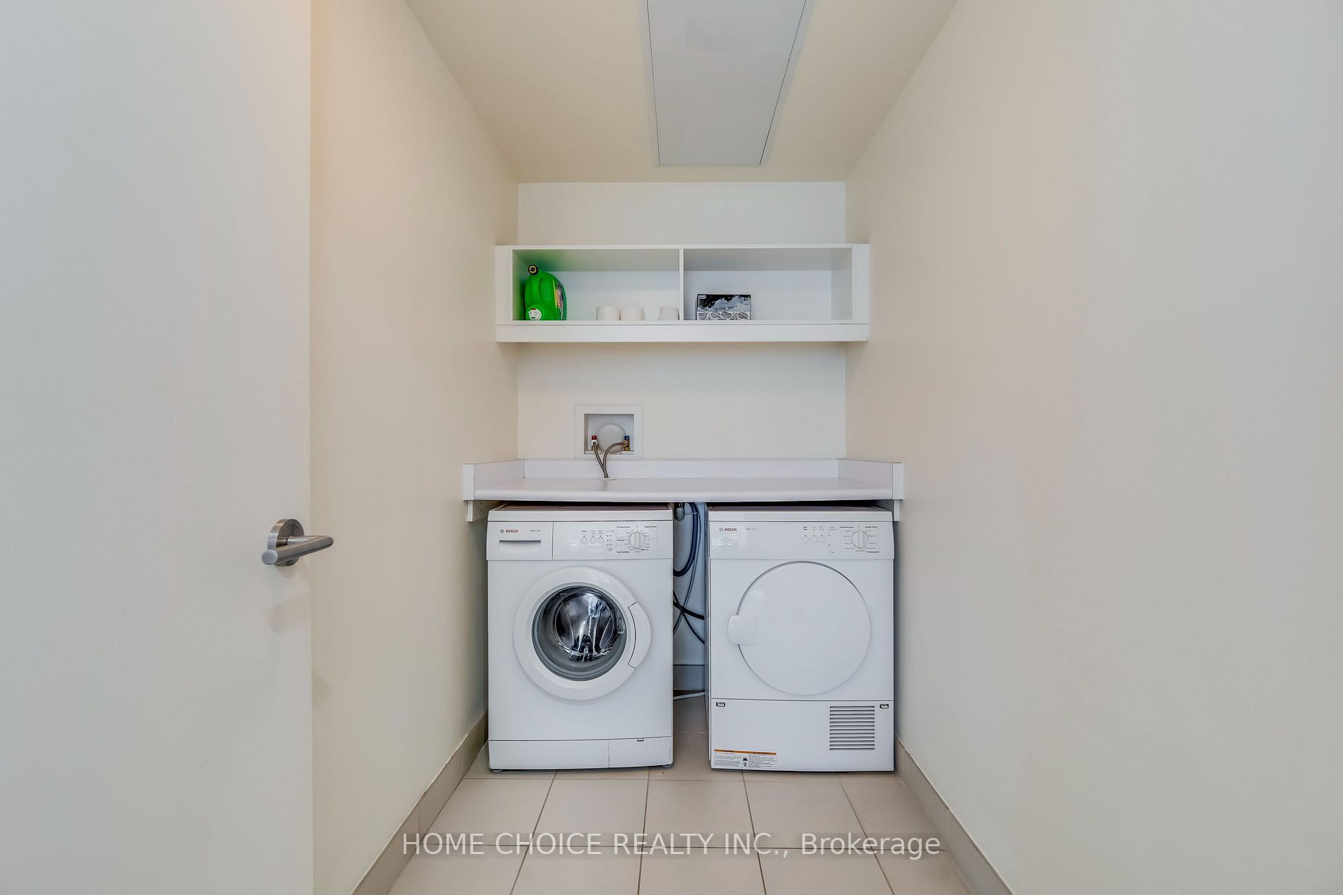 180 University Ave, #2308