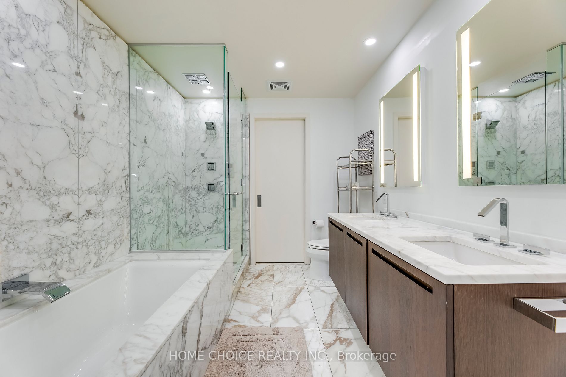 180 University Ave, #2308