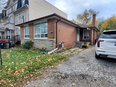 759 Sheppard Ave W, #Main
