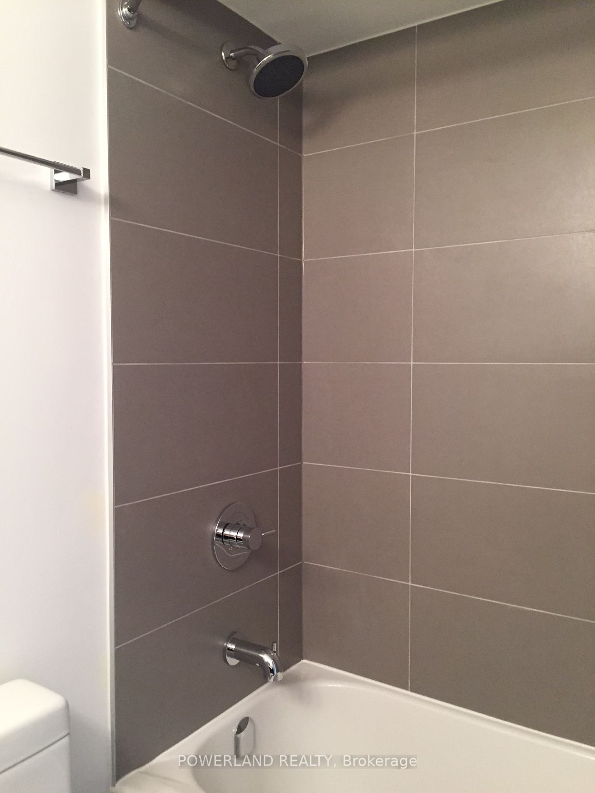 155 Yorkville Ave, #2111