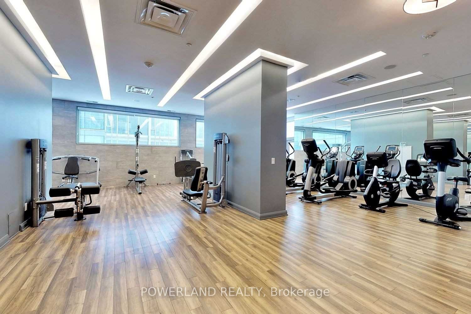 155 Yorkville Ave, #2111