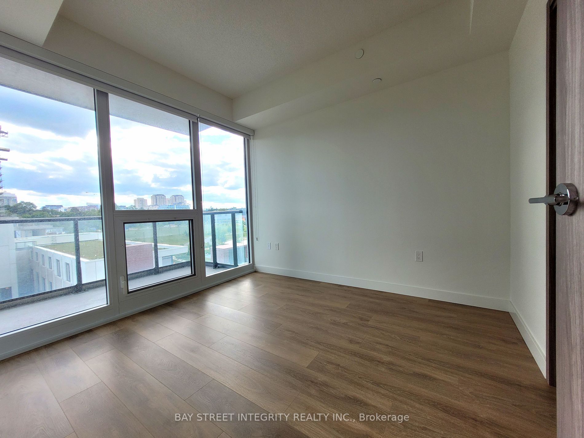 95 Mcmahon Dr, #708