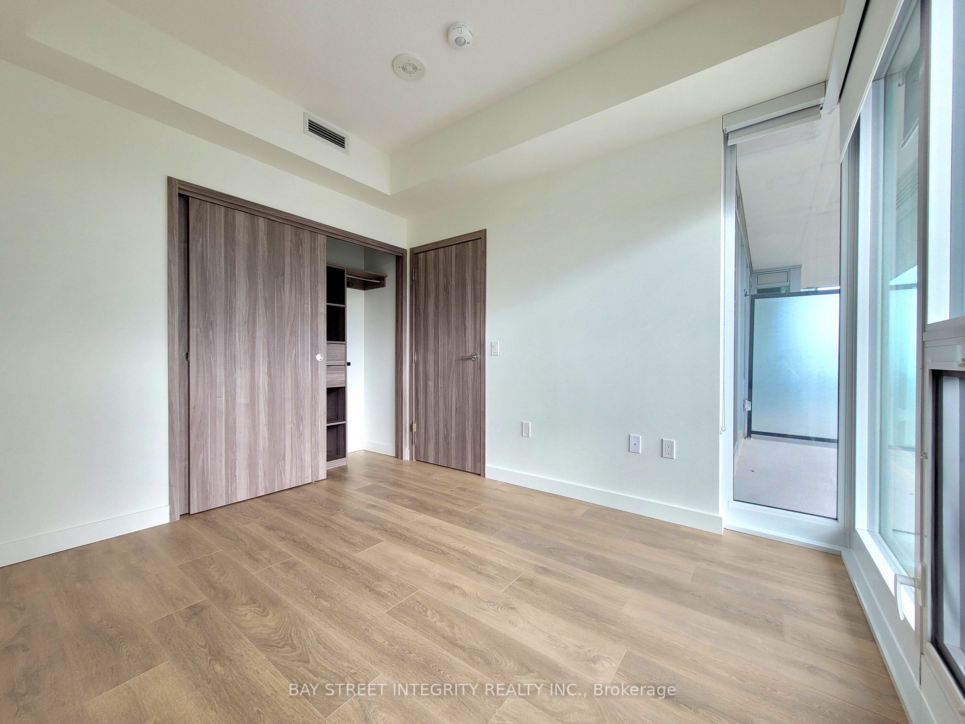 95 Mcmahon Dr, #708