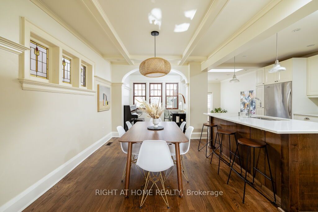 24 Brookdale Ave