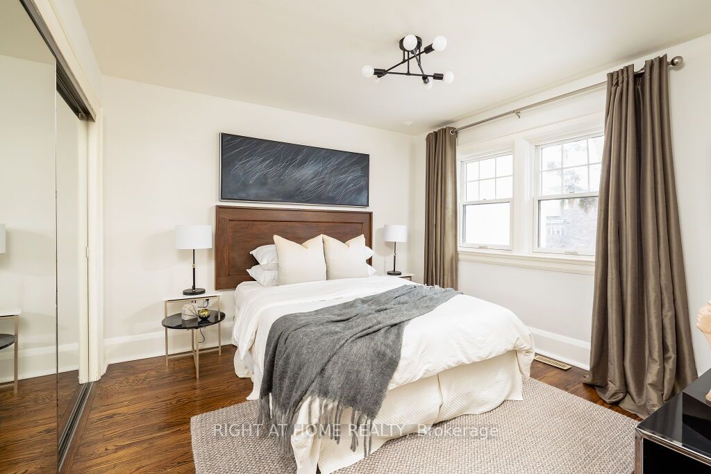 24 Brookdale Ave