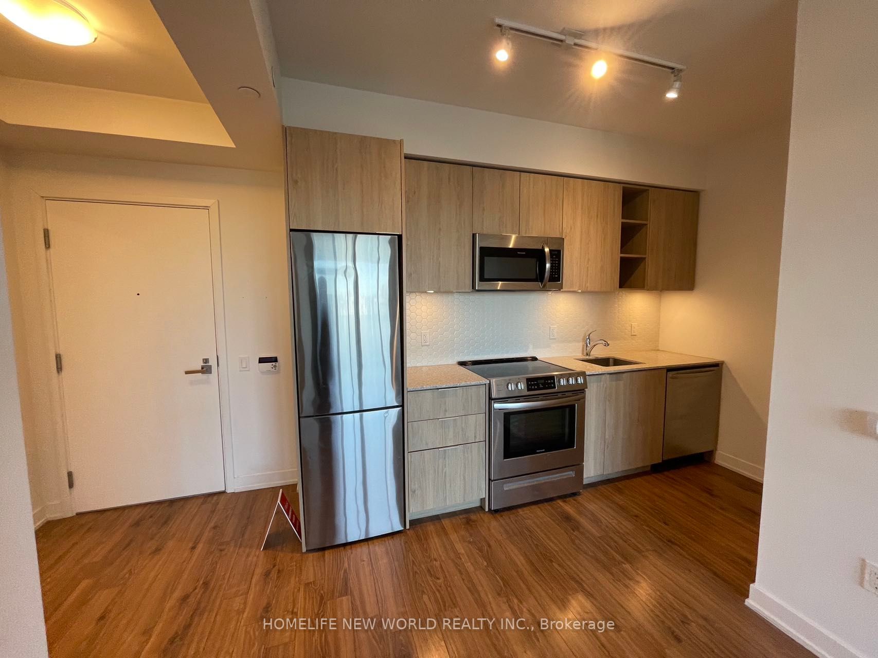 30 Ordnance St, #908
