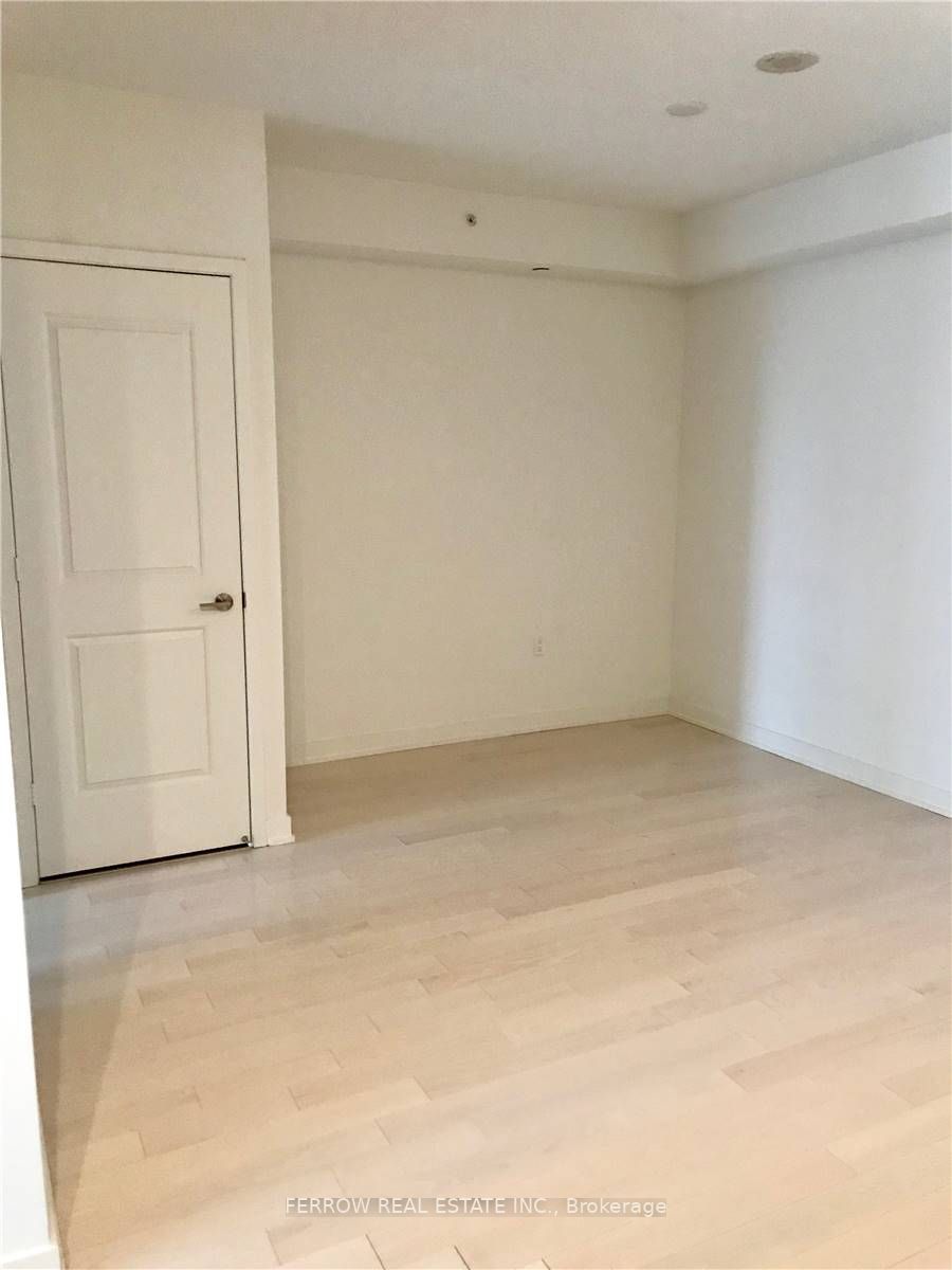 1 The Esplanade, #1009