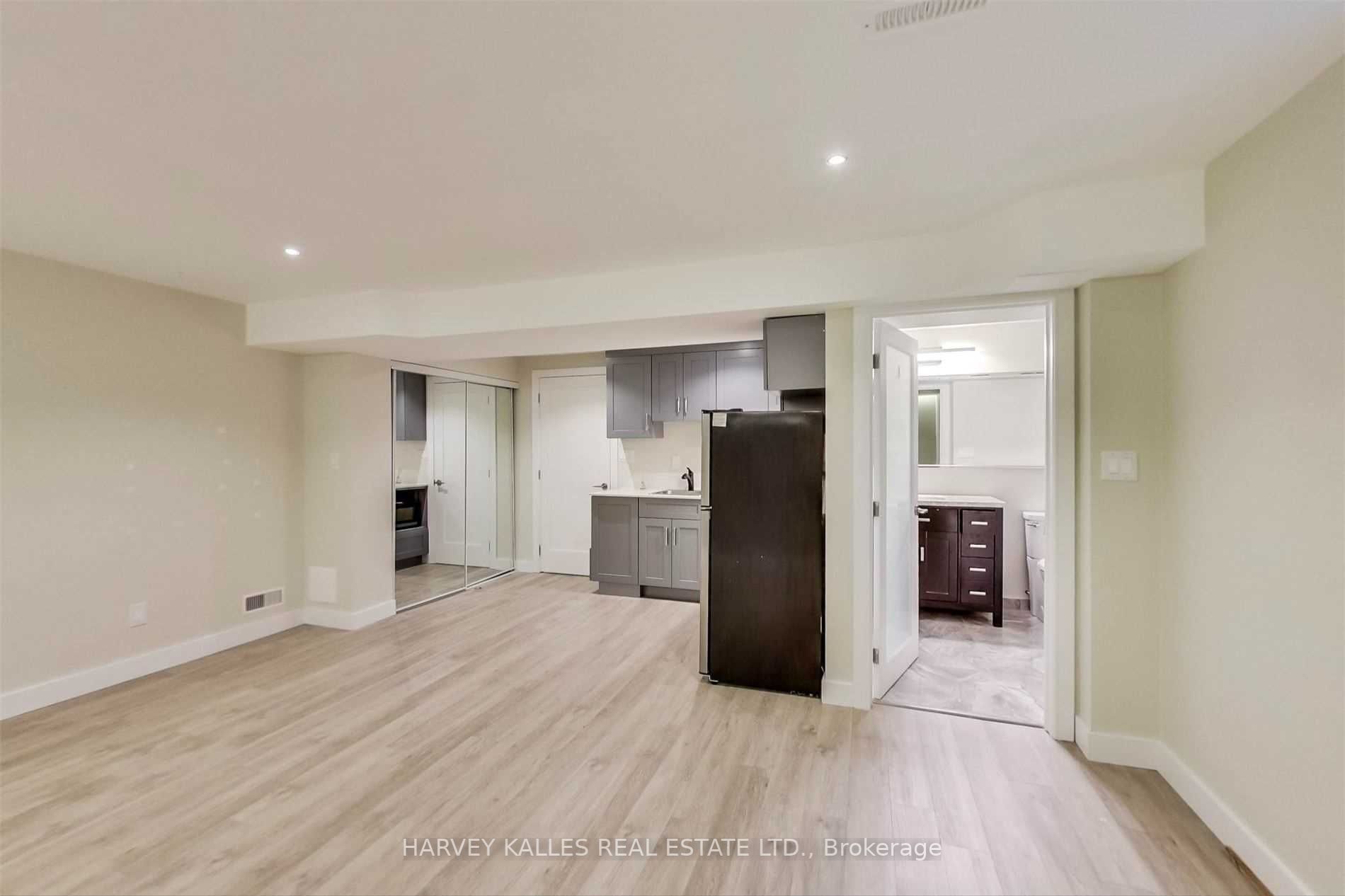 65 Ambrose Rd, #Bsmt 2