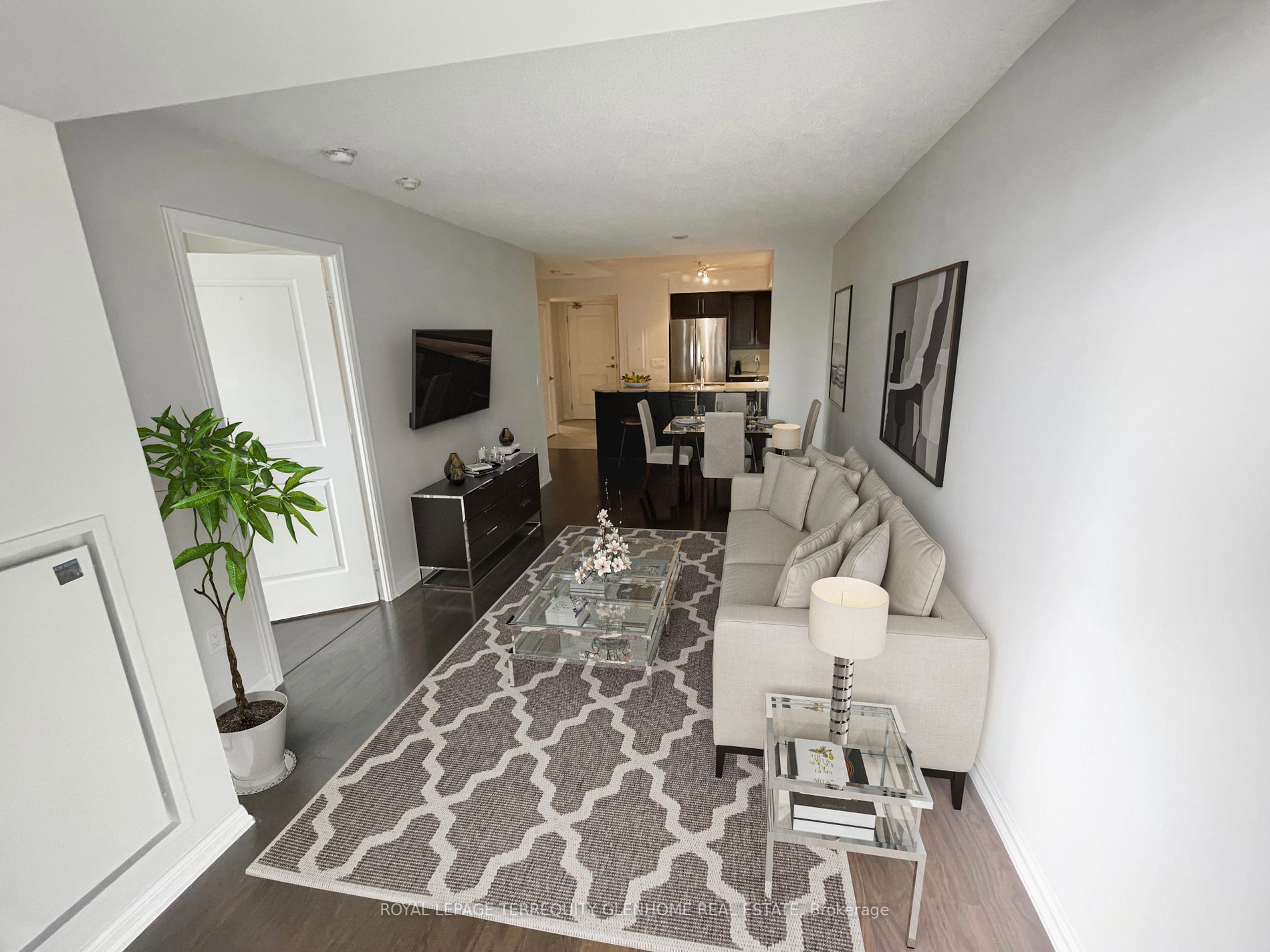 85 East Liberty St, #608