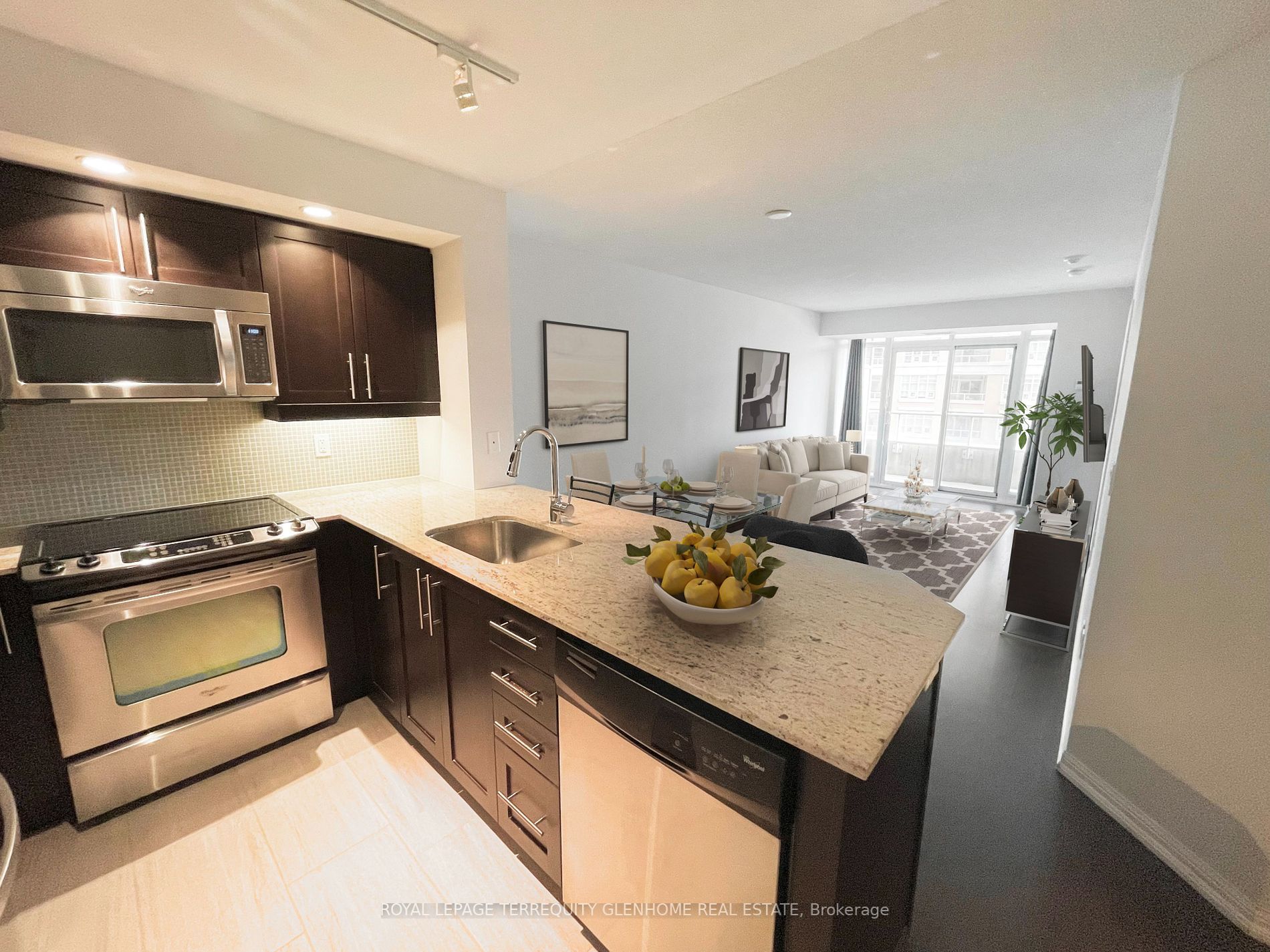 85 East Liberty St, #608