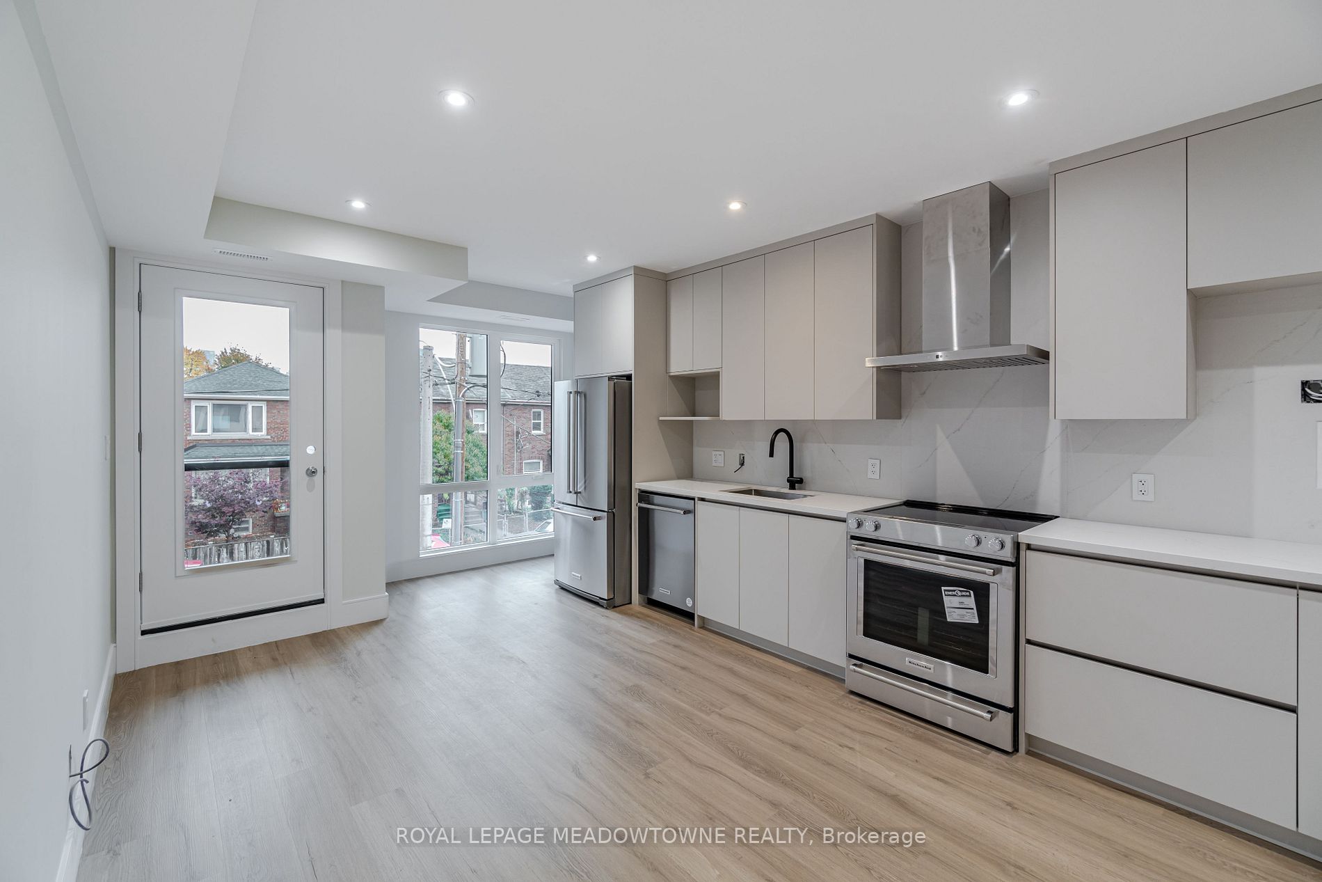 218 Lippincott St, #Unit 2