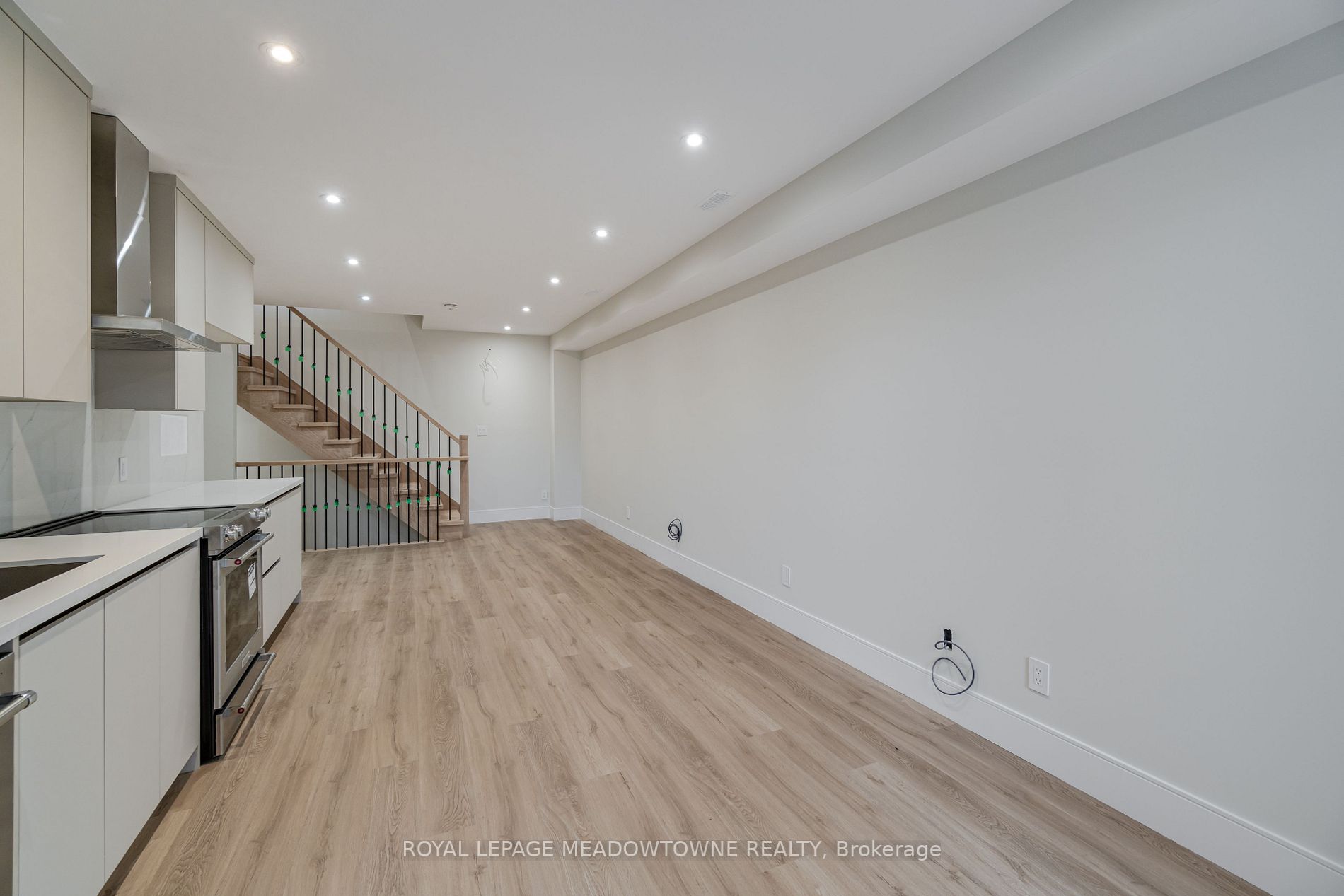 218 Lippincott St, #Unit 2