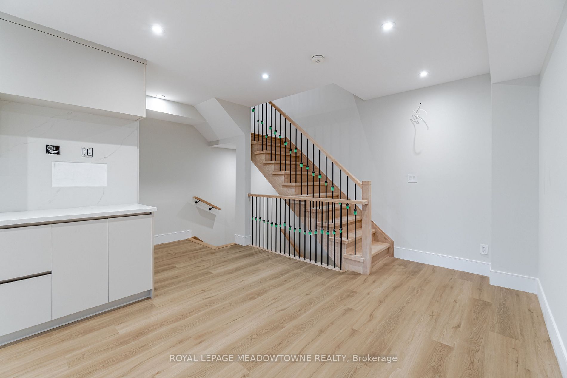 218 Lippincott St, #Unit 2