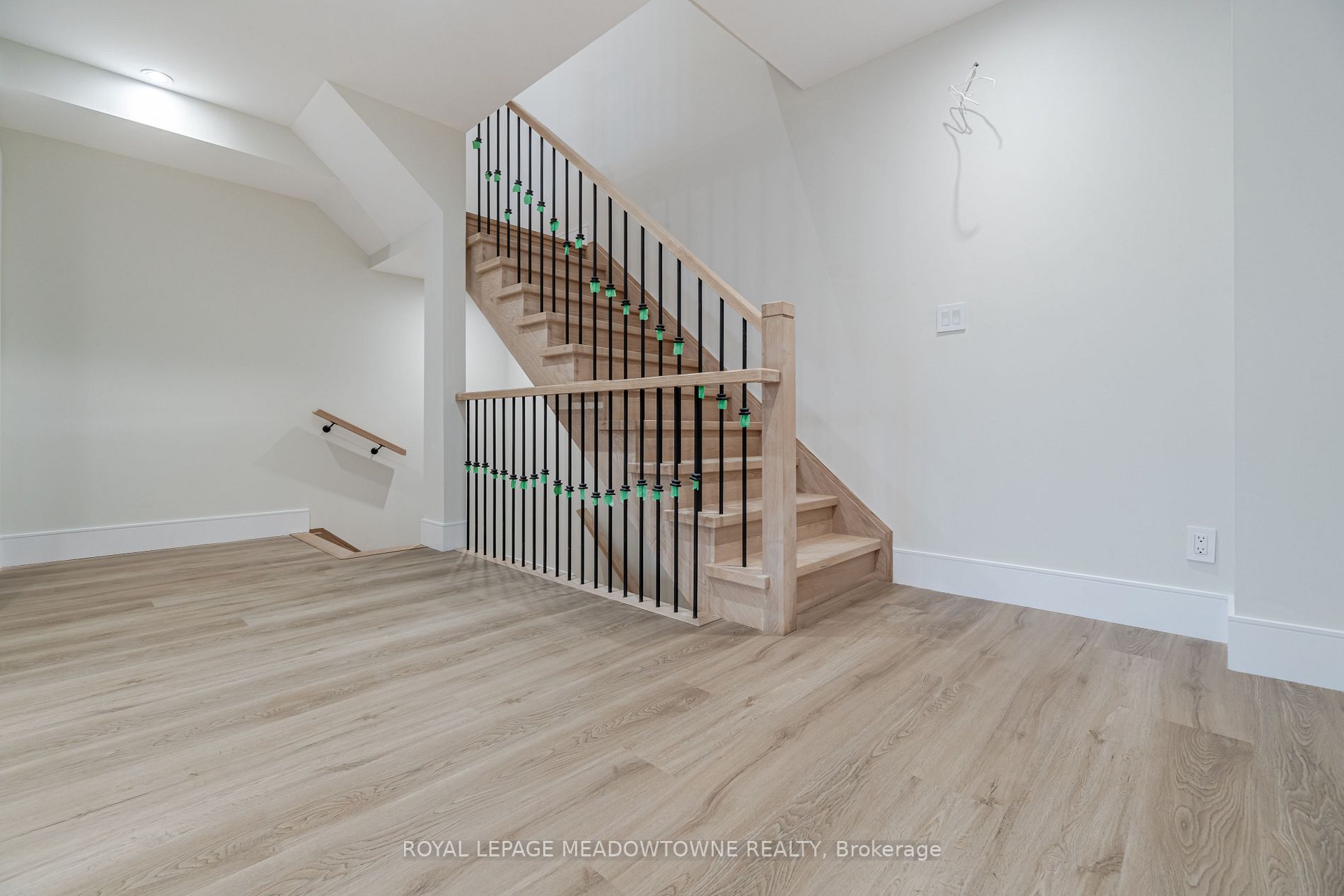 218 Lippincott St, #Unit 2