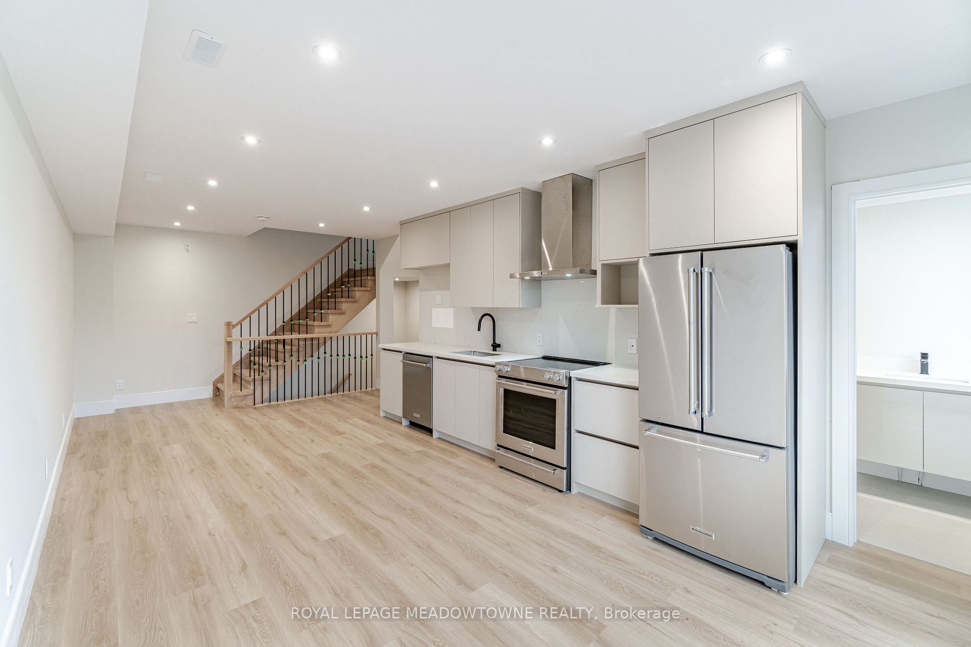 218 Lippincott St, #Unit 3