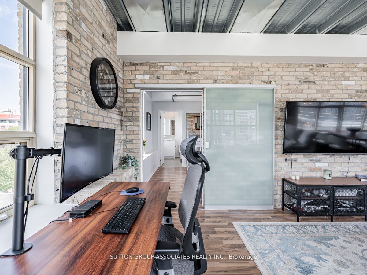 736 Dundas Street E, #507