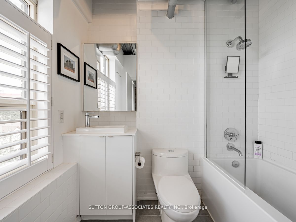 736 Dundas Street E, #507