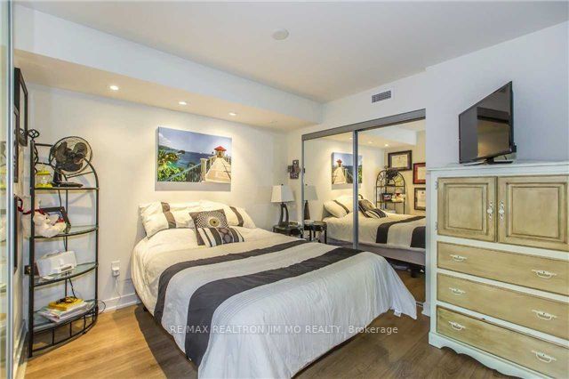 78 Tecumseth St, #511
