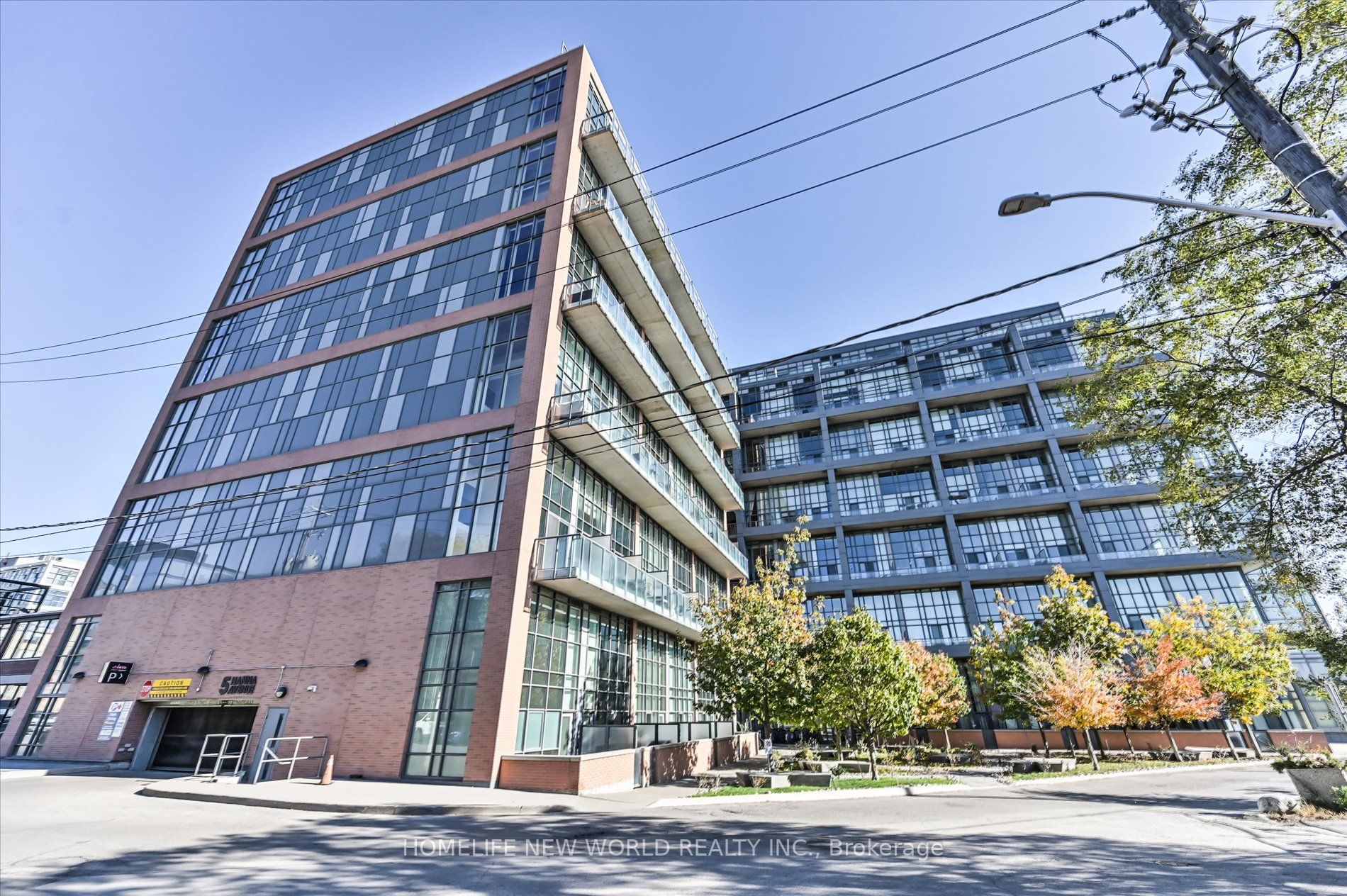 5 Hanna Ave, #515