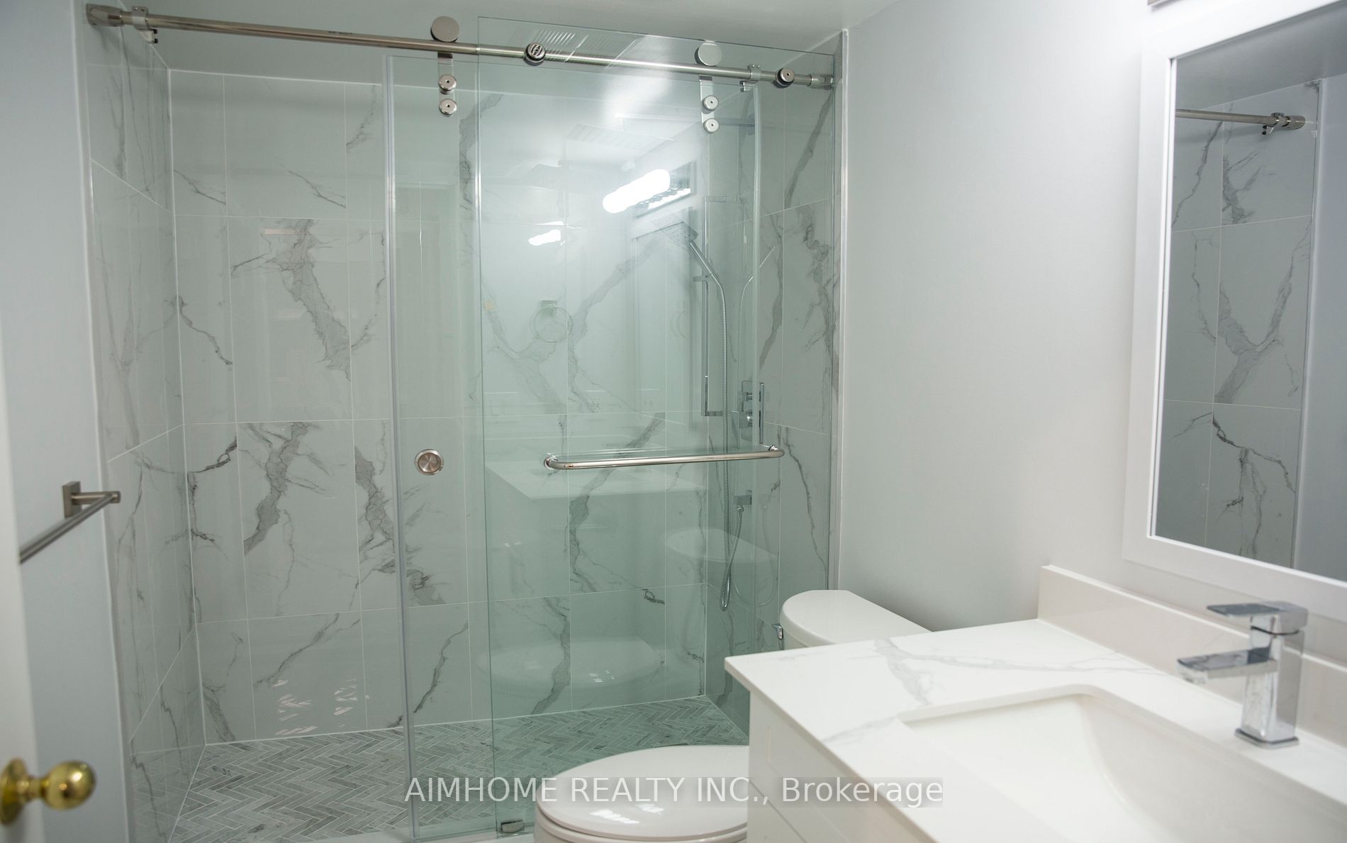 35 Empress Ave, #206