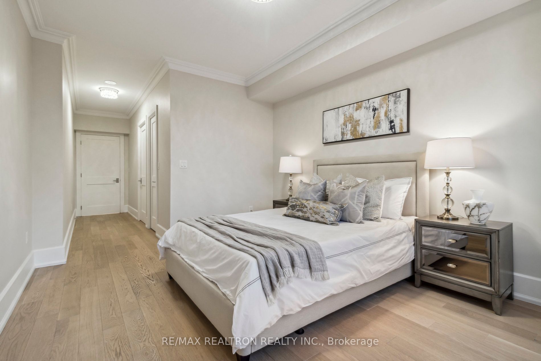 662 Sheppard Ave E, #609C