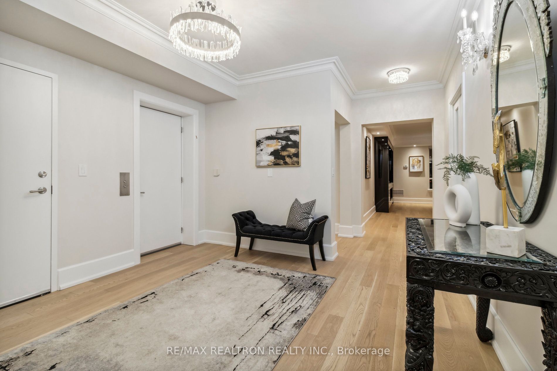 662 Sheppard Ave E, #609C