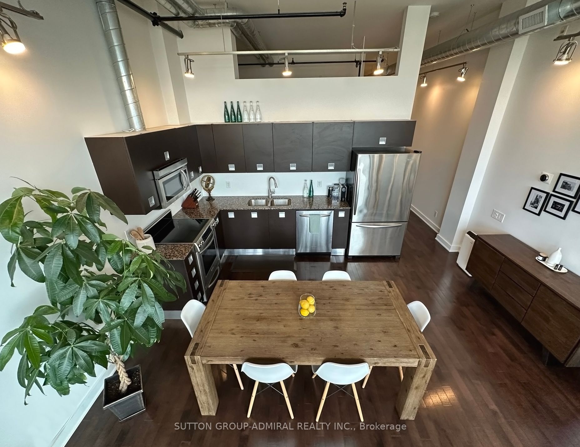 43 Hanna Ave, #503