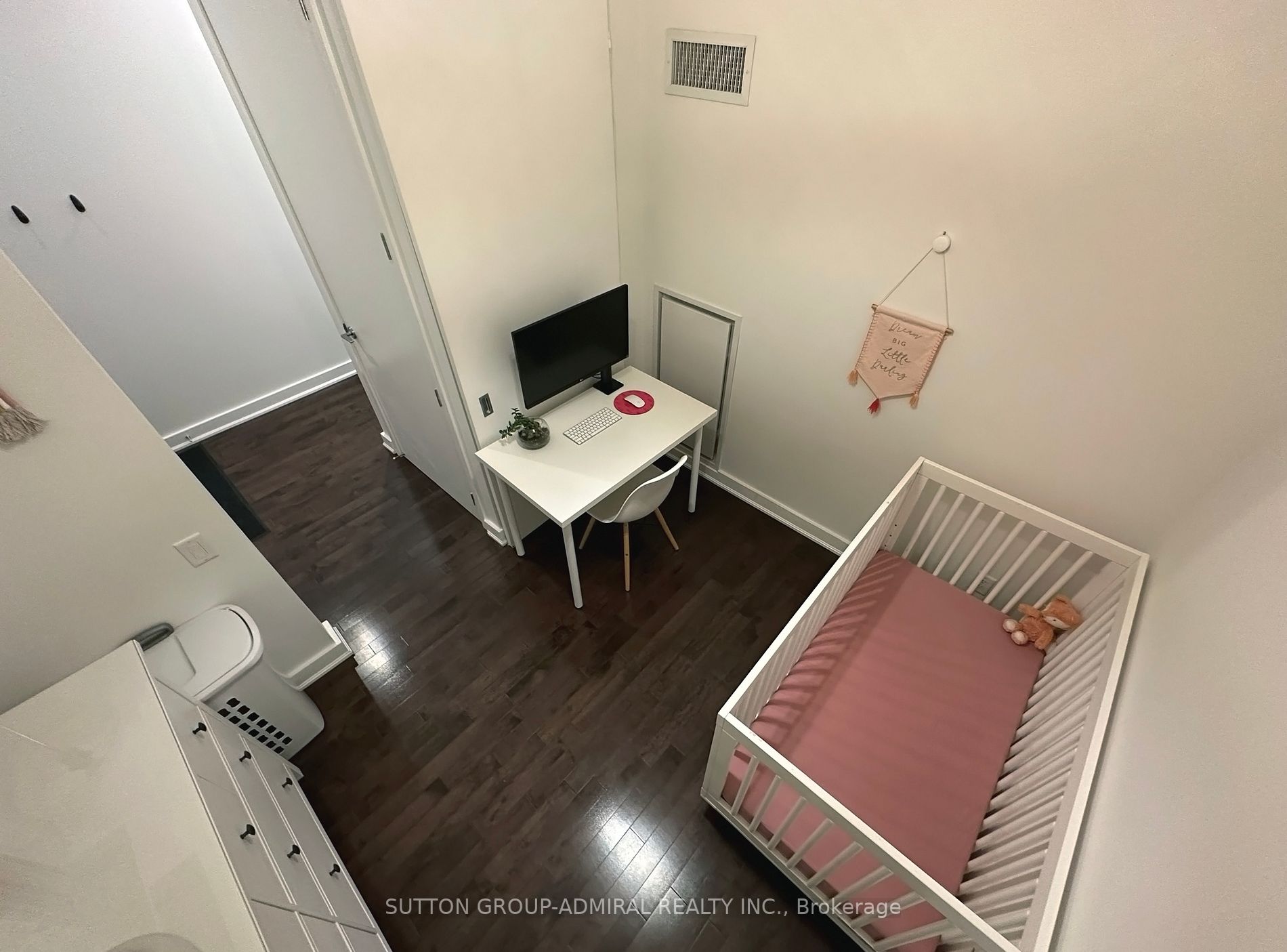 43 Hanna Ave, #503