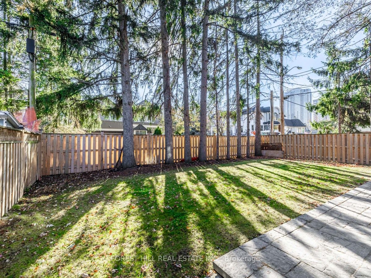 85 Kingsdale Ave