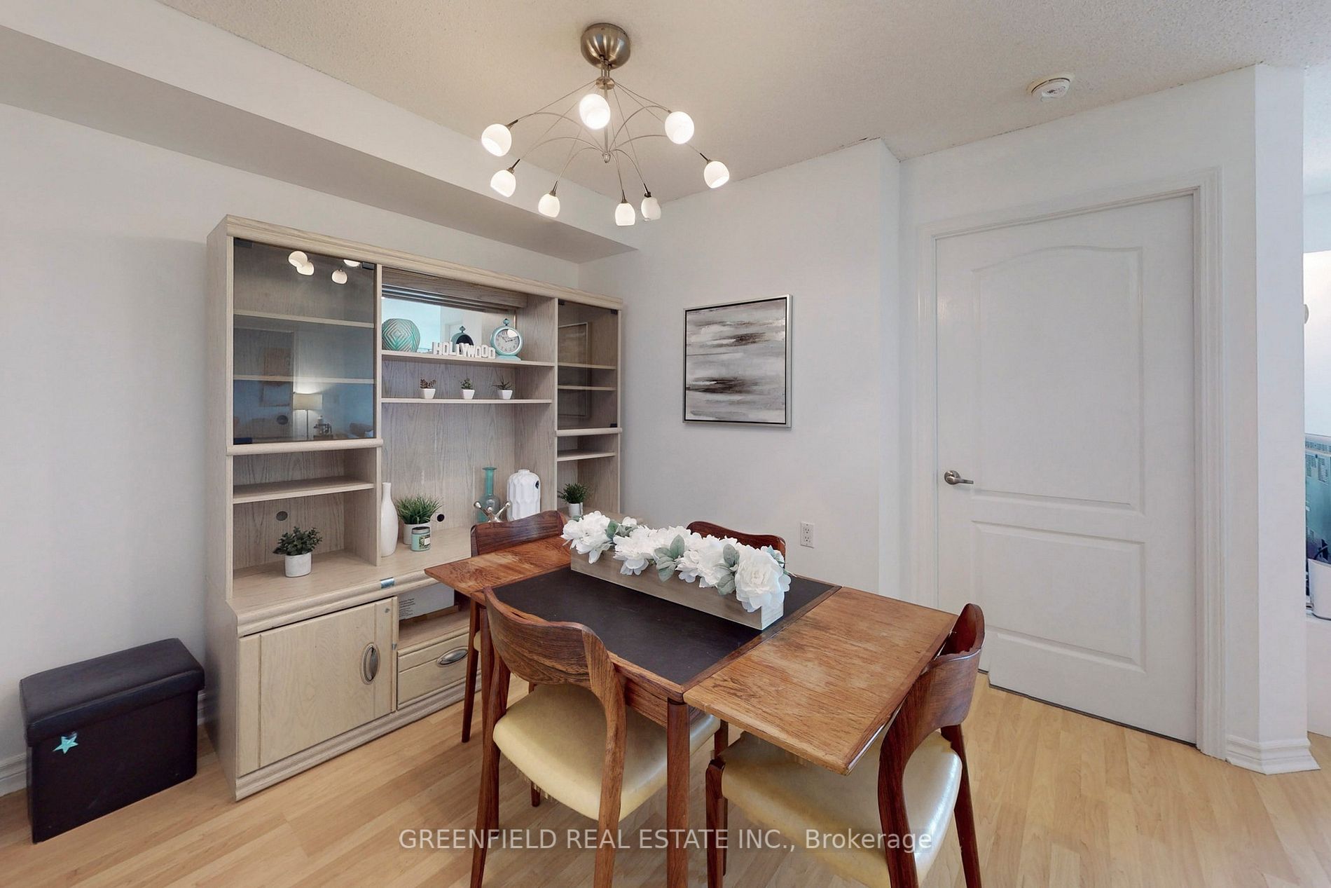 890 Sheppard Ave W, #204