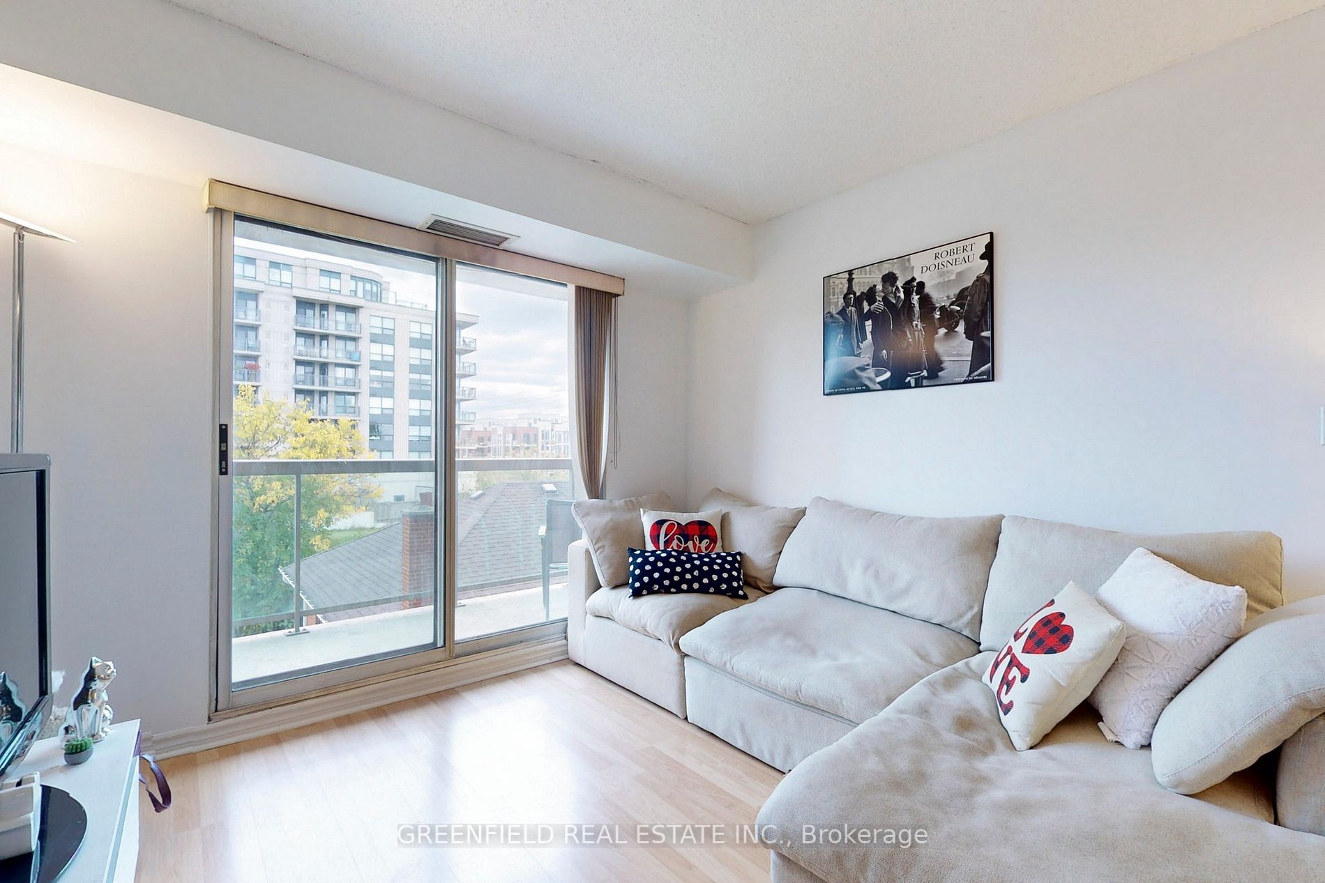 890 Sheppard Ave W, #204