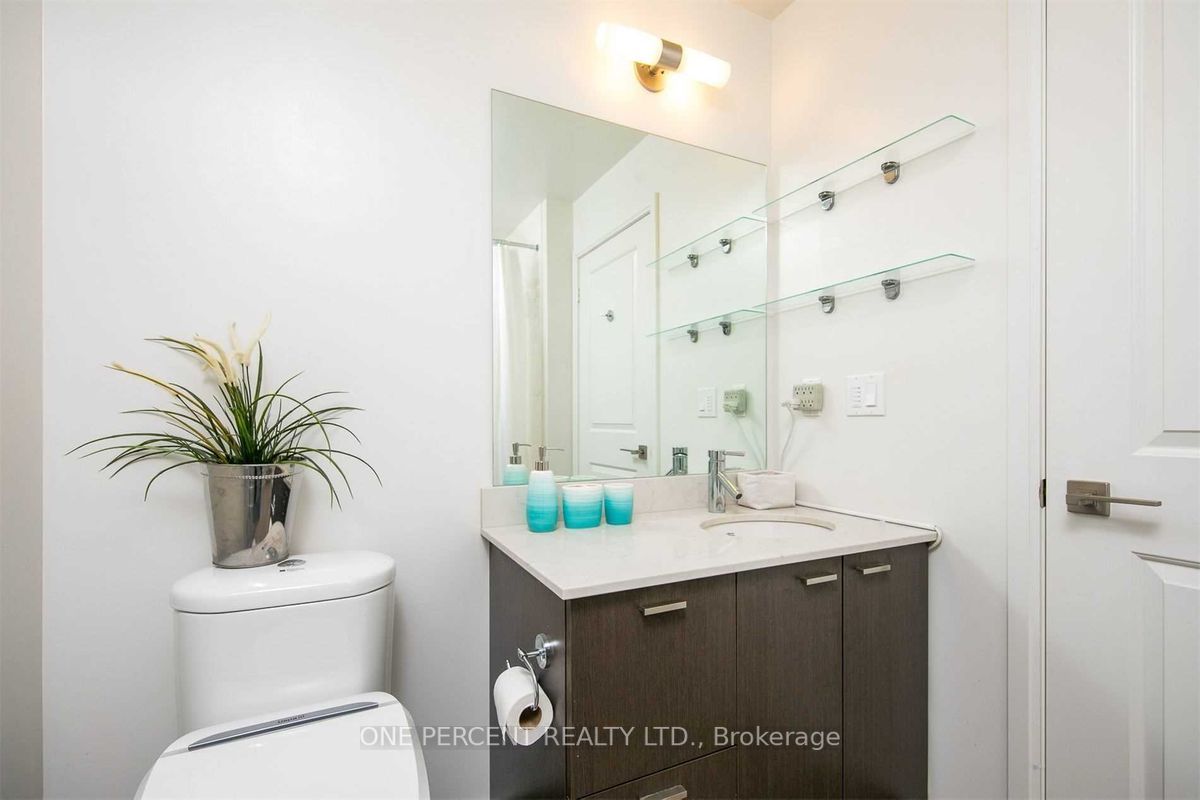 88 Sheppard Ave E, #2103