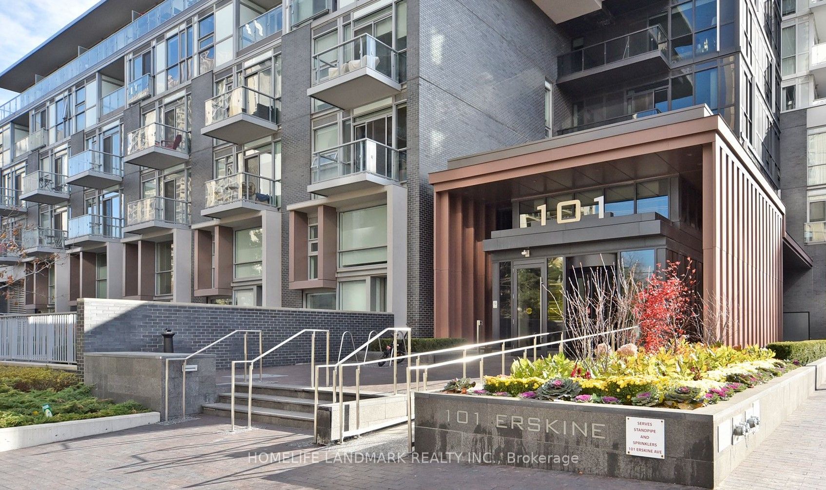 101 Erskine Ave, #1814