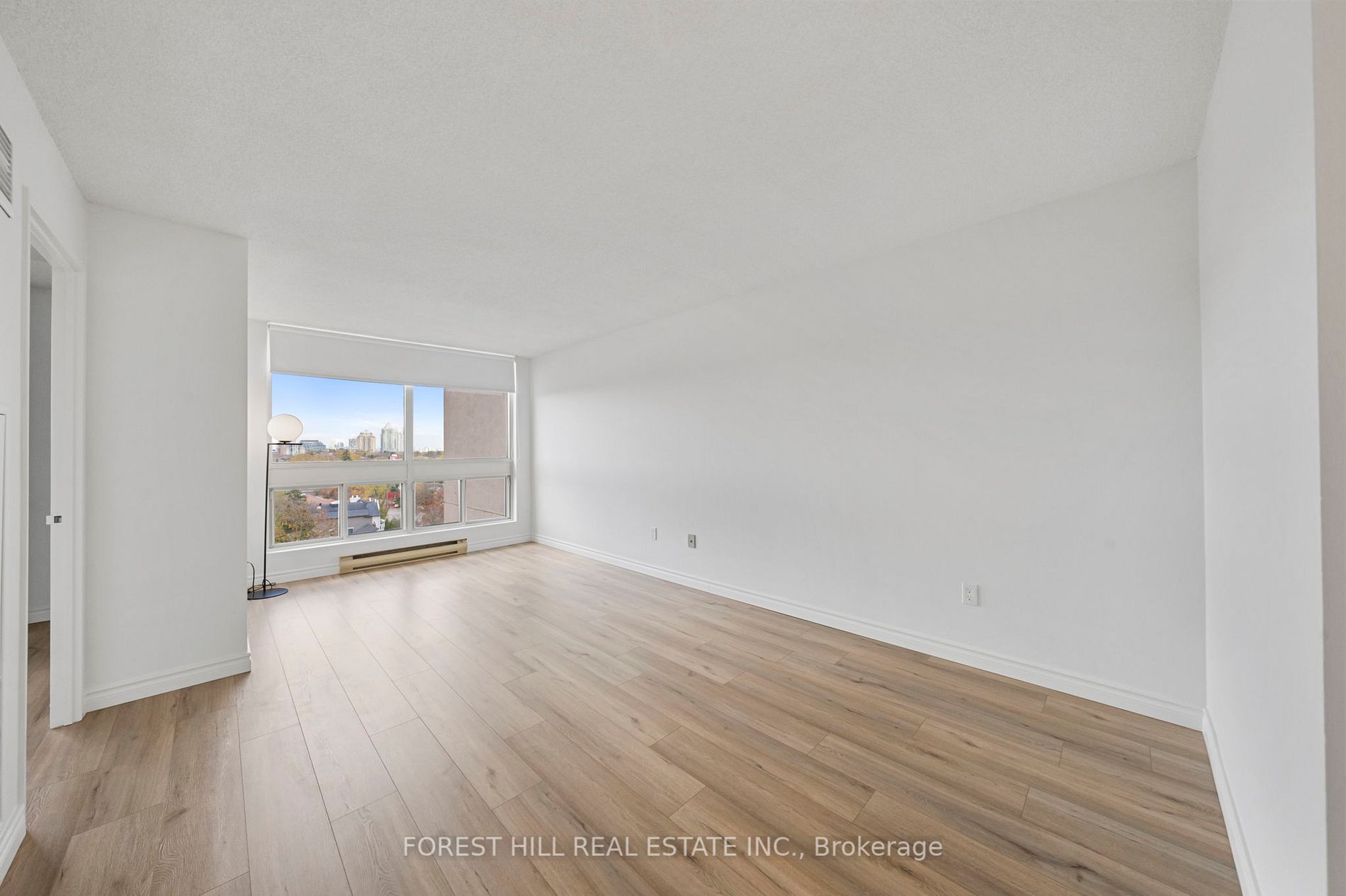 5 Kenneth Ave, #908