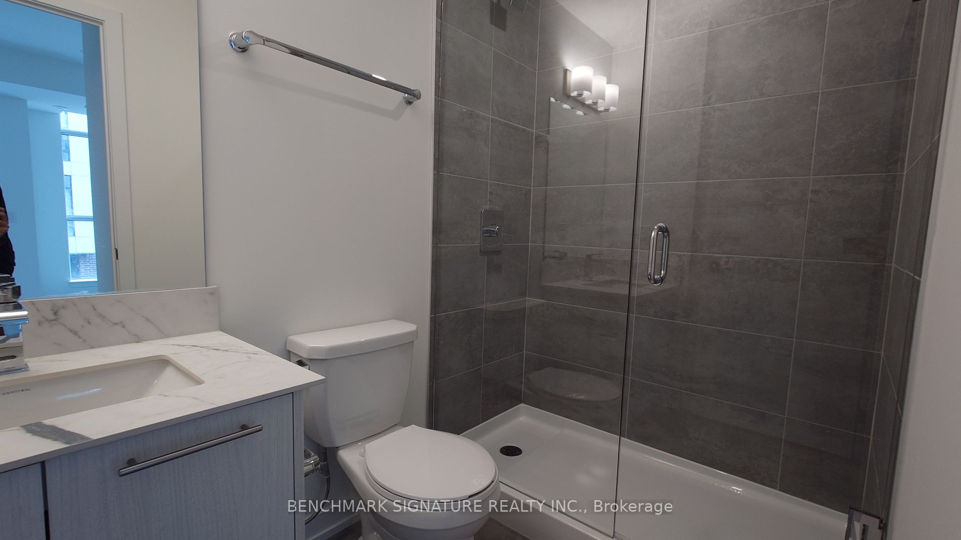 861 Sheppard Ave W, #Th03