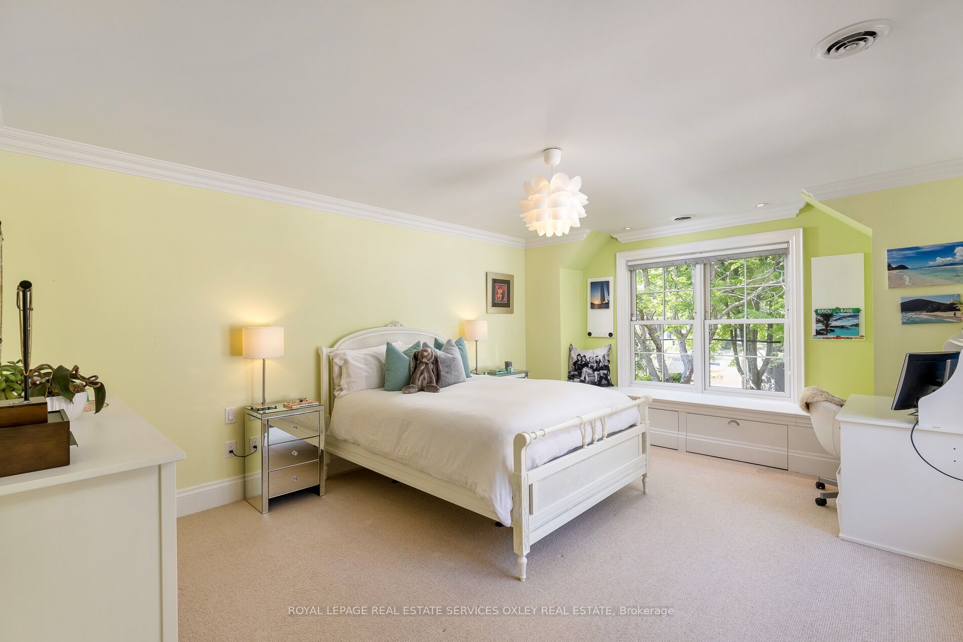 37 Brookfield Rd