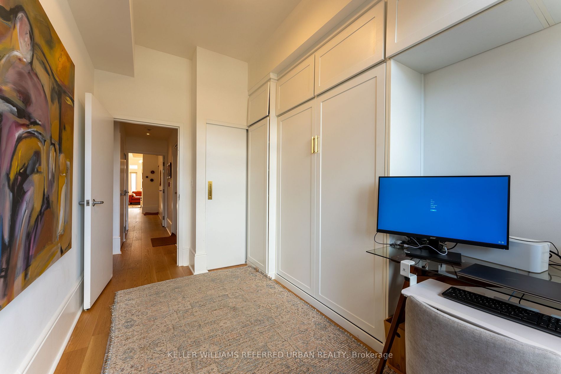 330 Davenport Rd, #201