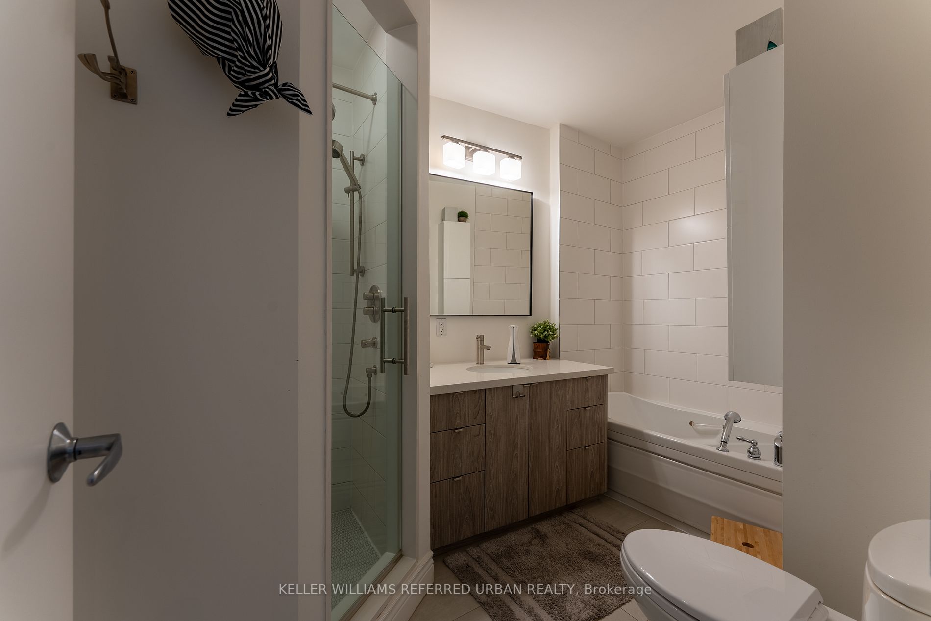 330 Davenport Rd, #201